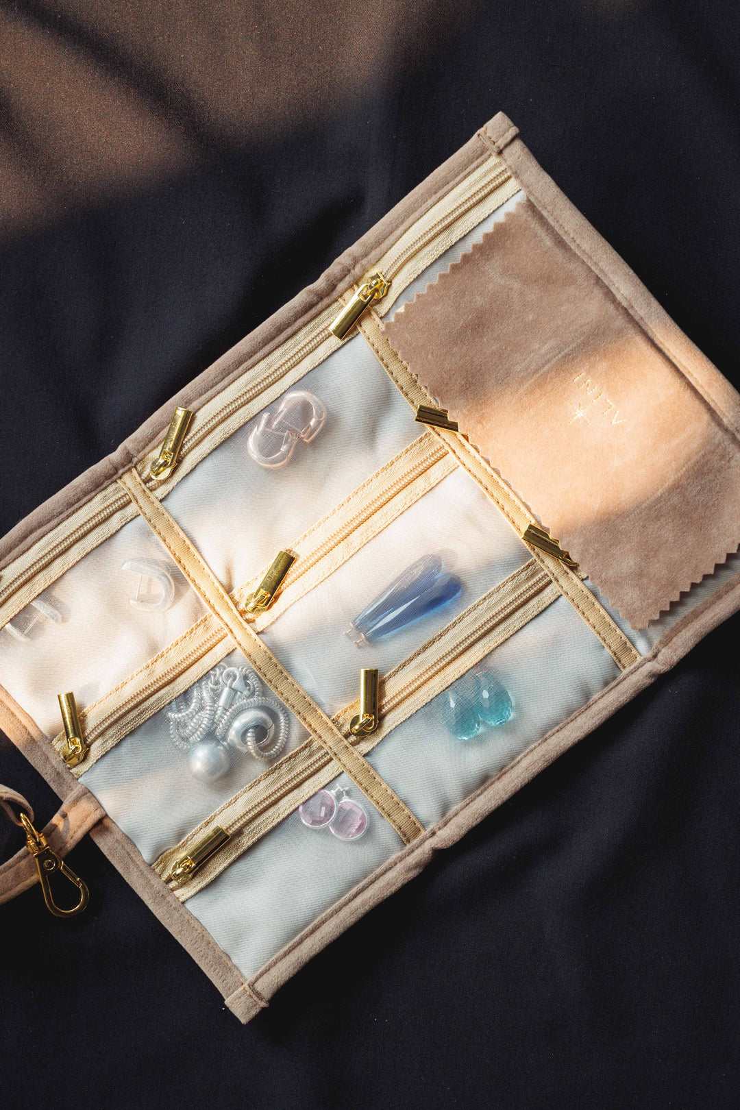 Carry Pouch